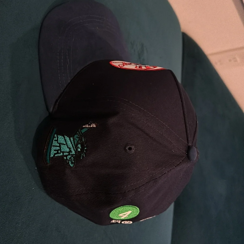Dead stock GasNYC Yankees spin NYC baseball cap hat SnapBack Bacon Egg & Cheese - Picture 4 of 5